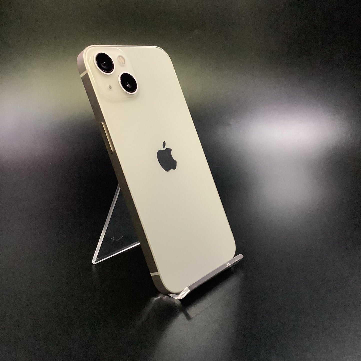 【全額返金保証】【最速発送】Apple iPhone iPhone 13 128GB スターライト docomo 白ロム 美品 動作確認済 82%