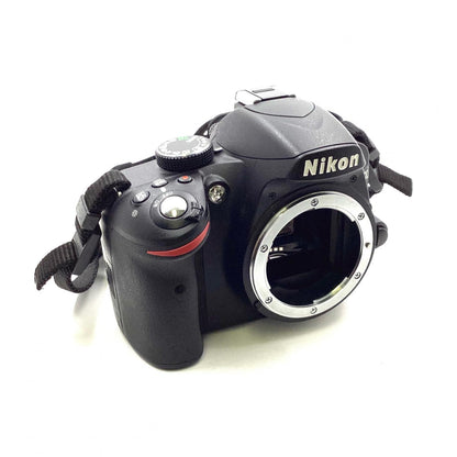 【最速発送】Nikon デジタル一眼 D3200 ボディ ブラック【難有】