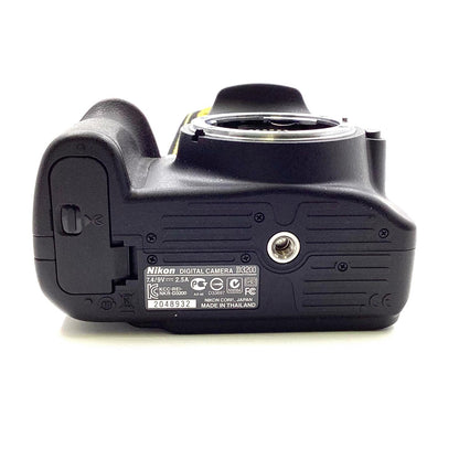【最速発送】Nikon デジタル一眼 D3200 ボディ ブラック【難有】