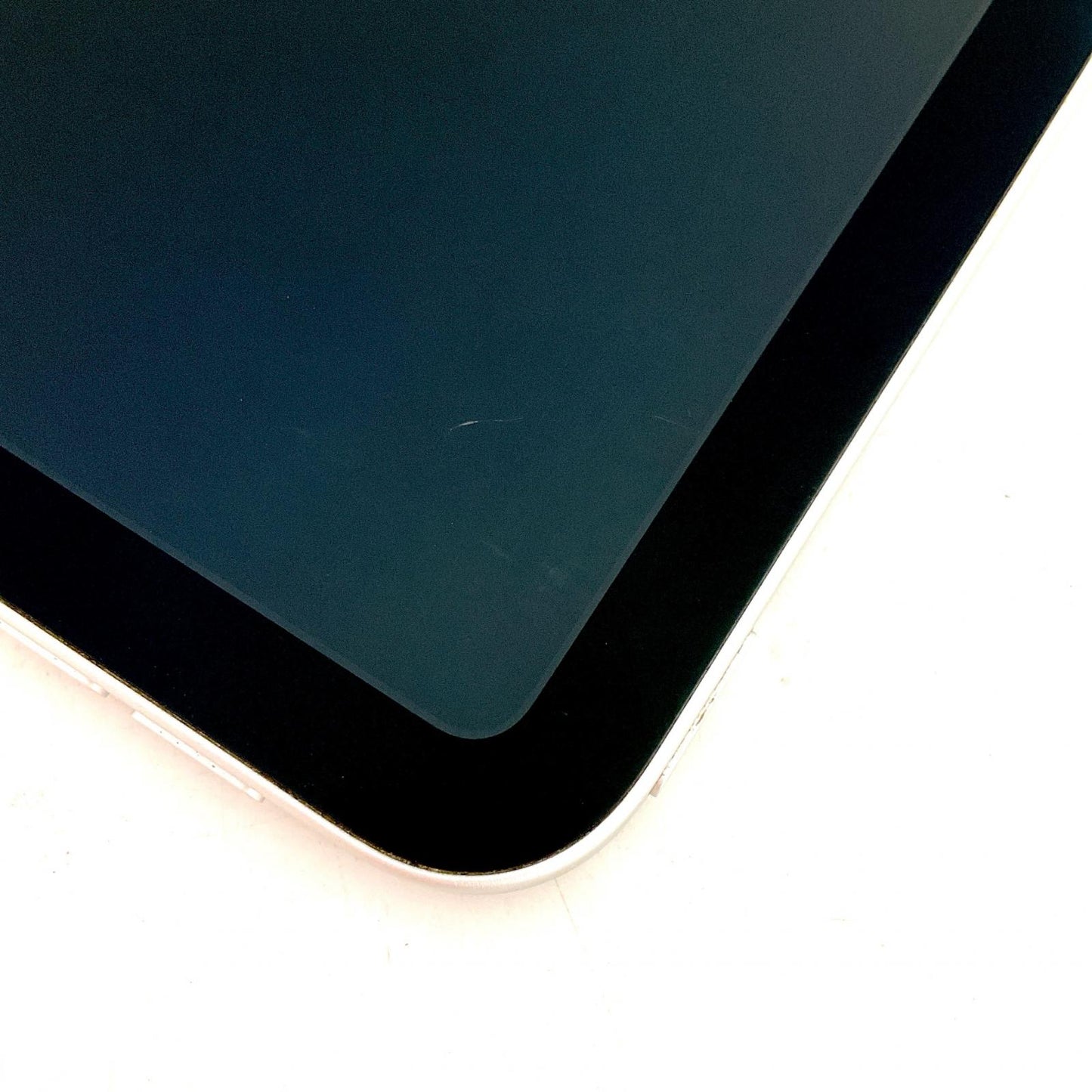 【全額返金保証】【最速発送】Apple iPad Pro 11インチ 第4世代 256GB シルバー Wi-Fi 動作確認済