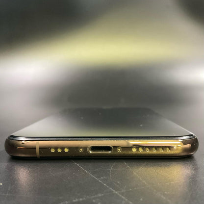 【全額返金保証】【最速発送】Apple iPhone iPhone XS 256GB ゴールド docomo SIMフリー 白ロム 動作確認済 75%