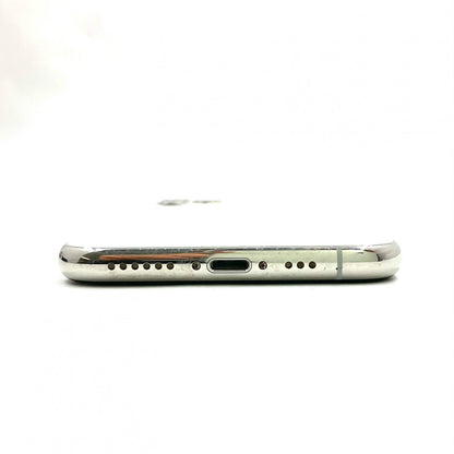 【全額返金保証】【最速発送】Apple iPhone iPhone Pro 11 Pro 256GB シルバー au 白ロム 動作確認済 86%