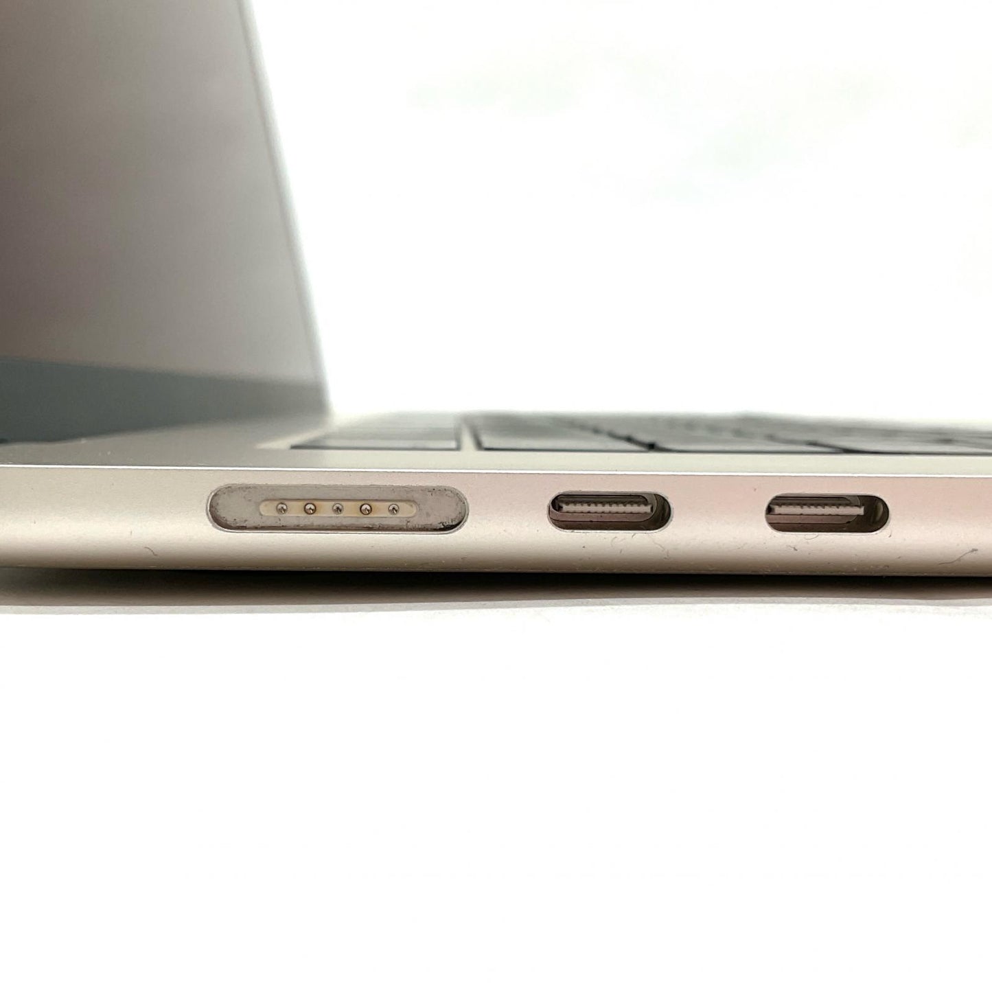 【全額返金保証】【最速発送】Apple MacBook Air 15インチ 2025 M4 16GB 512GB スターライト 96% 美品 動作確認済
