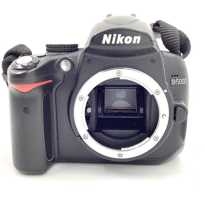 【最速発送】Nikon デジタル一眼 D5000 ボディ ブラック【難有】