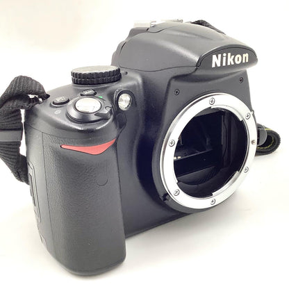 【最速発送】Nikon デジタル一眼 D5000 ボディ ブラック【難有】
