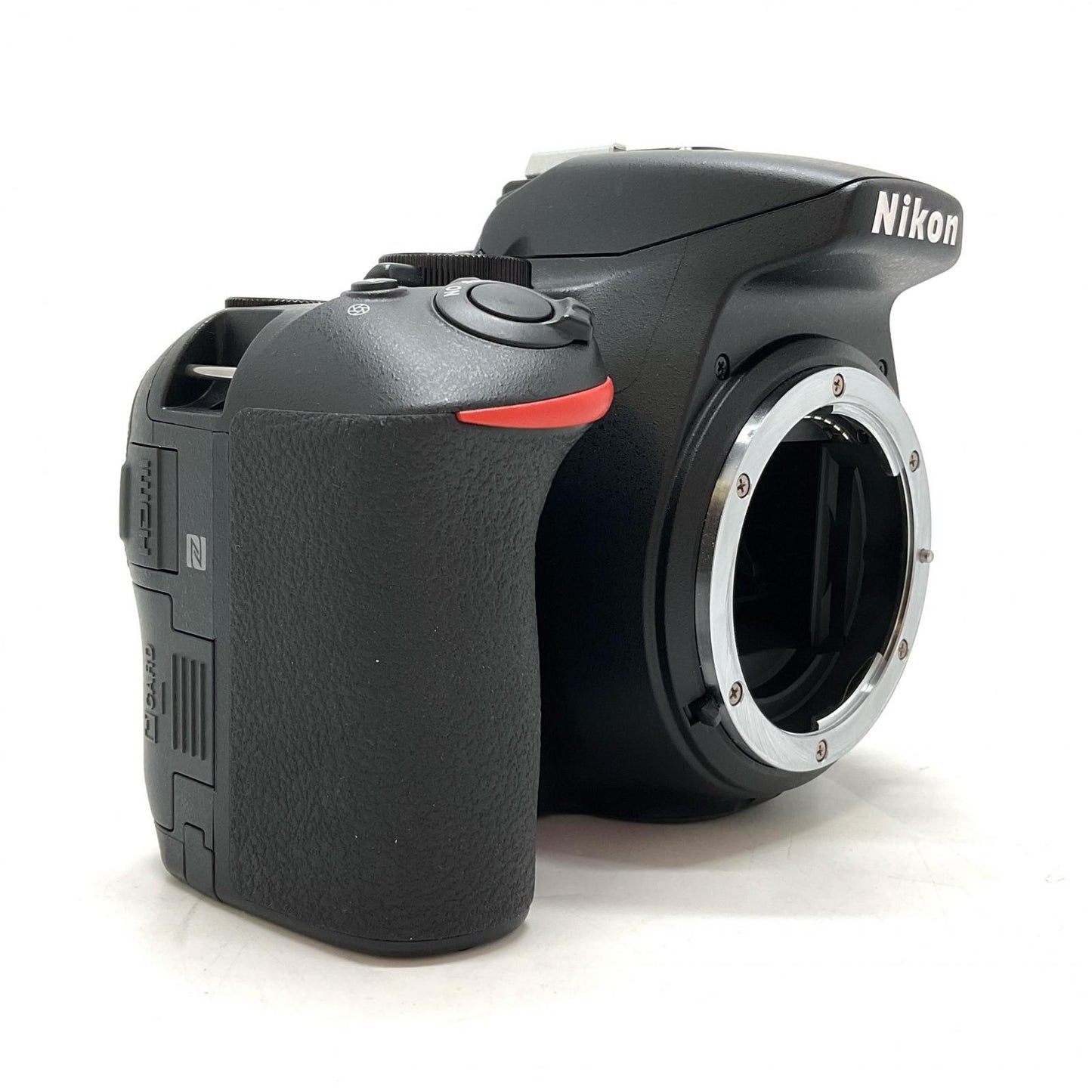 【全額返金保証】【最速発送】Nikon デジタル一眼 D5600 ボディ 美品 動作確認済