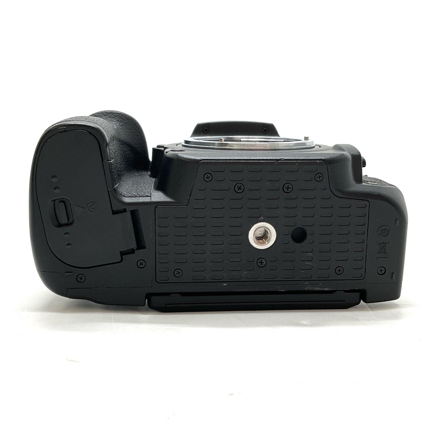 【最速発送】Nikon デジタル一眼 D780 ボディ【難有】