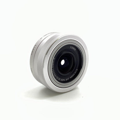 【全額返金保証】【最速発送】Panasonic G VARIO 12-32mm F3.5-5.6 H-FS12032 美品 動作確認済