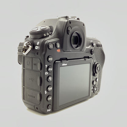 【全額返金保証】【最速発送】Nikon デジタル一眼 D850 ボディ 美品 動作確認済