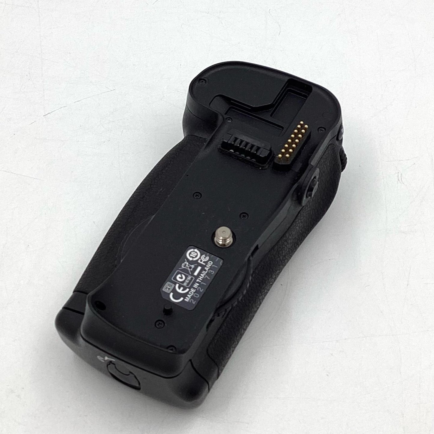 【全額返金保証】【最速発送】Nikon MB-D10 美品 動作確認済