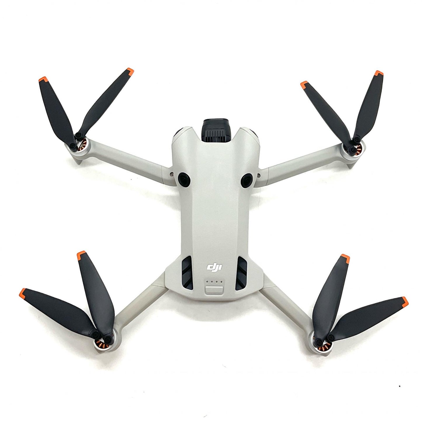 【全額返金保証】【最速発送】DJI Mini 4 Pro Fly Moreコンボ Plus (DJI RC 2付属) 美品 動作確認済