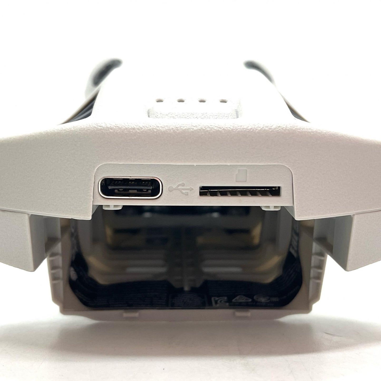 【全額返金保証】【最速発送】DJI Mini 4 Pro Fly Moreコンボ Plus (DJI RC 2付属) 美品 動作確認済