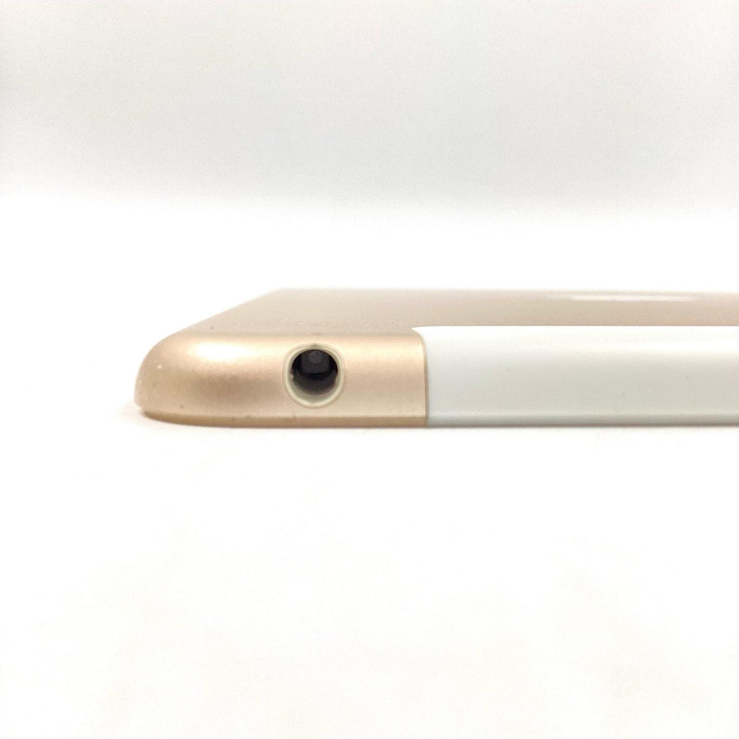 【全額返金保証】【最速発送】Apple iPad mini 7.9インチ 第4世代 128GB ゴールド WiFi+Cellular docomo 白ロム 動作確認済