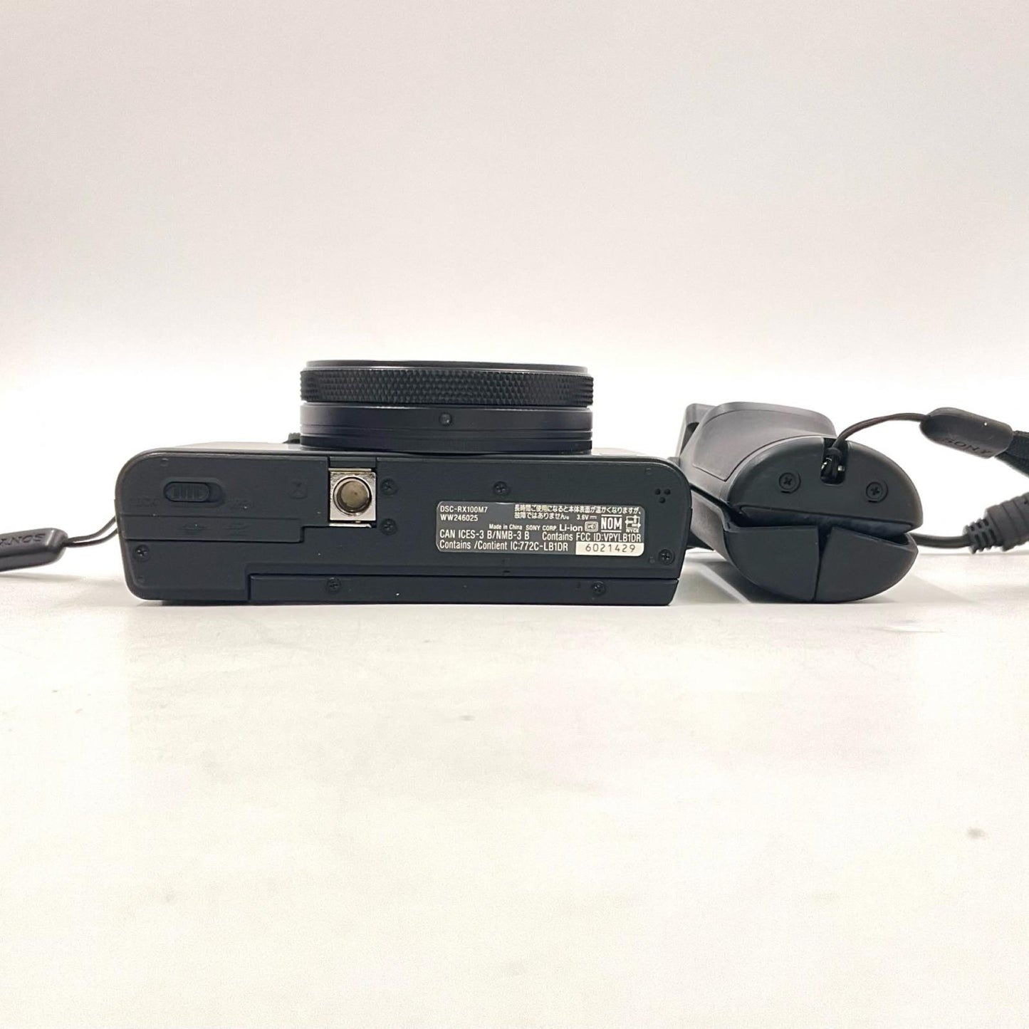 【全額返金保証】【最速発送】Sony コンパクトデジタルカメラ サイバーショット DSC-RX100M7G シューティンググリップキット 美品 動作確認済