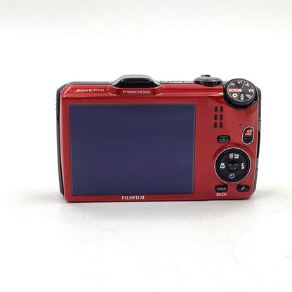 【最速発送】FUJIFILM コンパクトデジタルカメラ FINEPIX F550EXR レッド【難有】