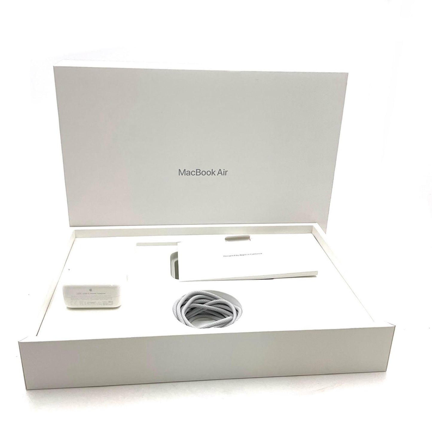 【全額返金保証】【最速発送】Apple MacBook Air 13.6インチ 2024 Apple M3 8GB 256GB スペースブラック 100% 超美品 動作確認済