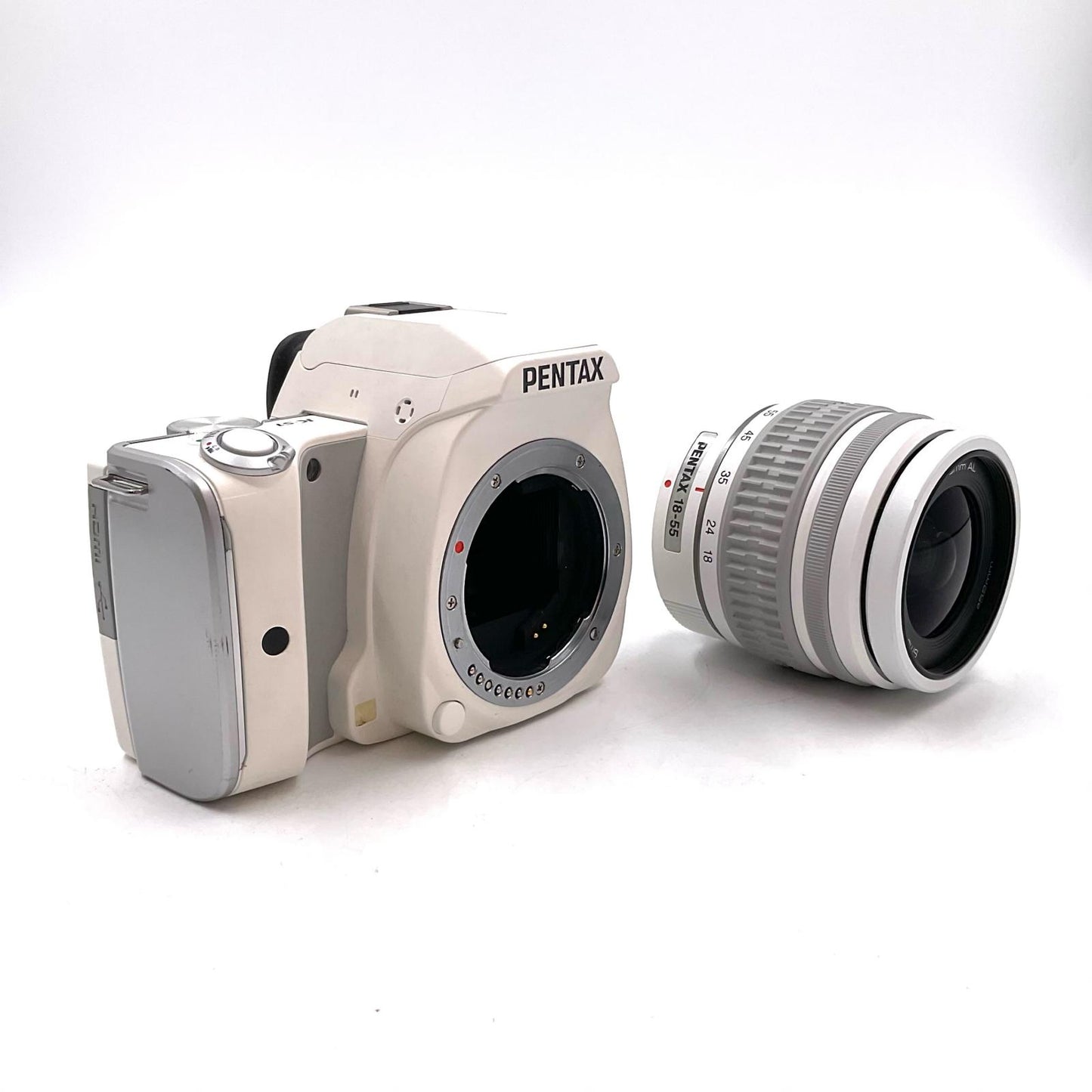 【最速発送】PENTAX デジタル一眼 K-S1 レンズキット [ホワイト] ホワイト【難有】