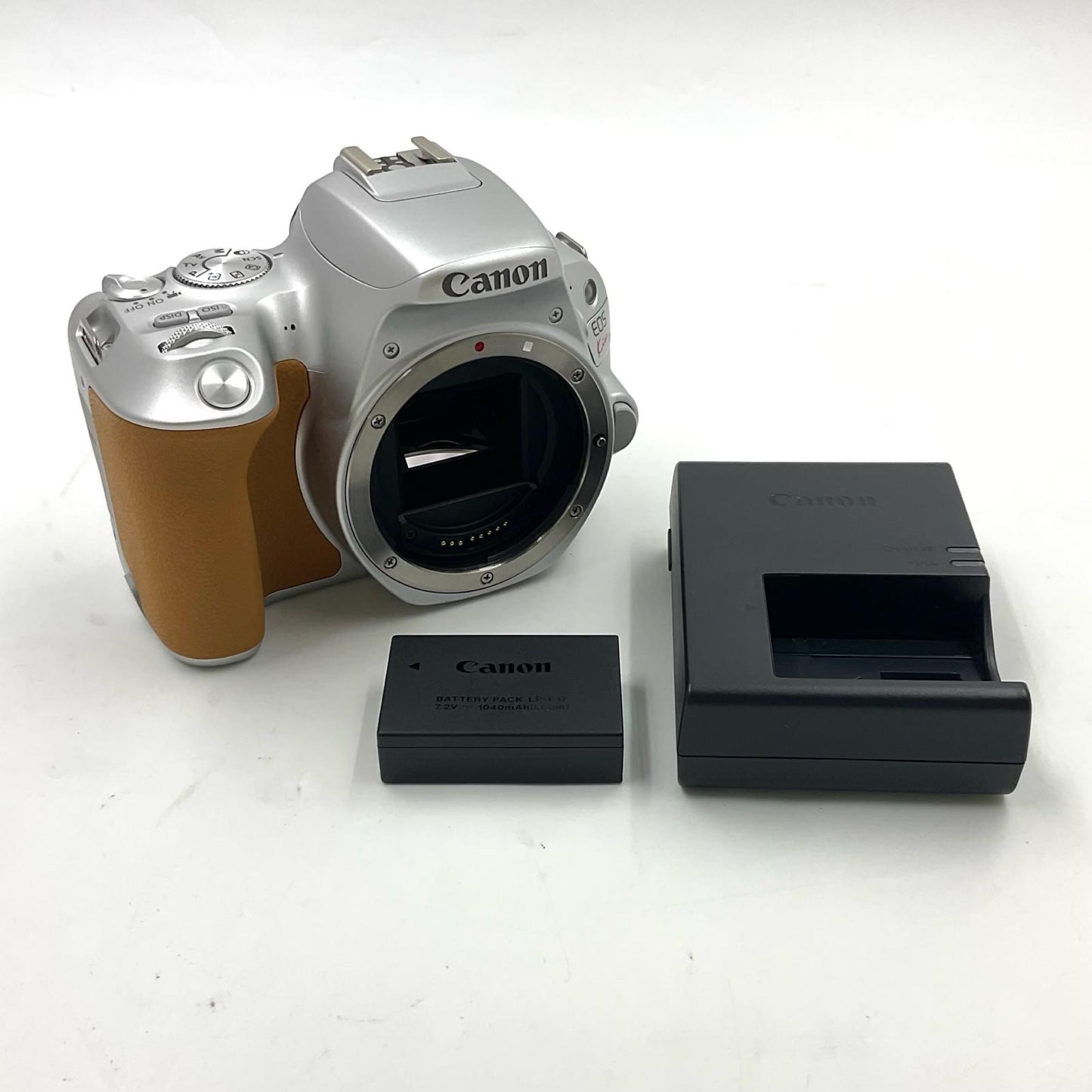 【最速発送】Canon デジタル一眼 EOS Kiss X9 ボディ [シルバー] シルバー【難有】