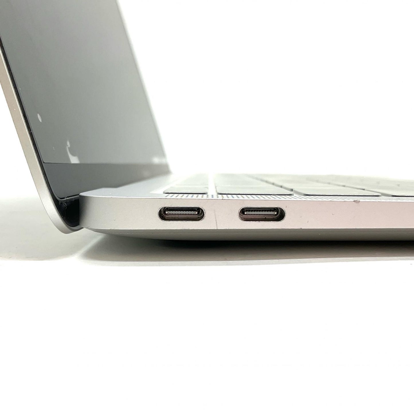 【全額返金保証】【最速発送】Apple MacBook Air 13.3インチ 2020 M1 8コア 16GB 2TB シルバー 86% 動作確認済
