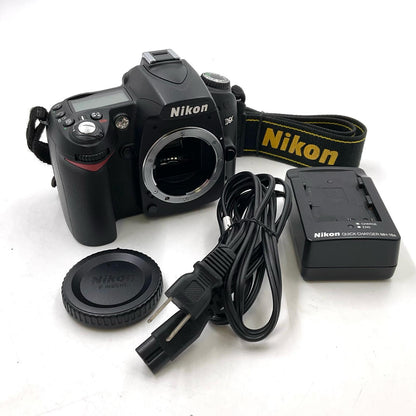 【全額返金保証】【最速発送】Nikon デジタル一眼 D90 ボディ ブラック 動作確認済