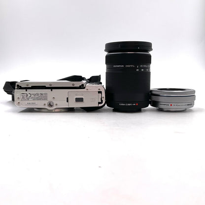 【全額返金保証】【最速発送】OLYMPUS デジタル一眼 PEN Lite E-PL7 EZダブルズームキット シルバー 美品 動作確認済