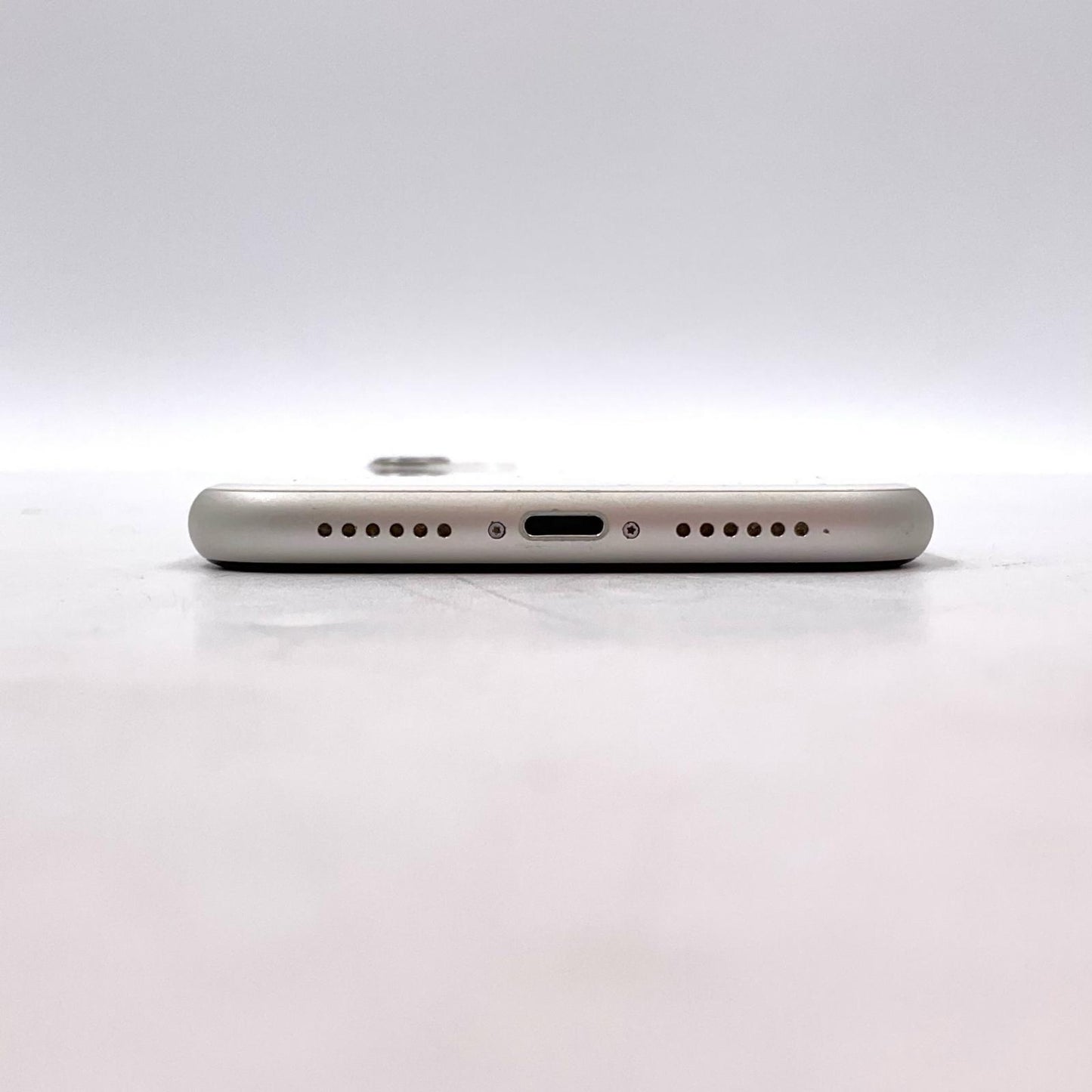 【全額返金保証】【最速発送】Apple iPhone iPhone 11 128GB ホワイト SIMフリー 白ロム 動作確認済 88%