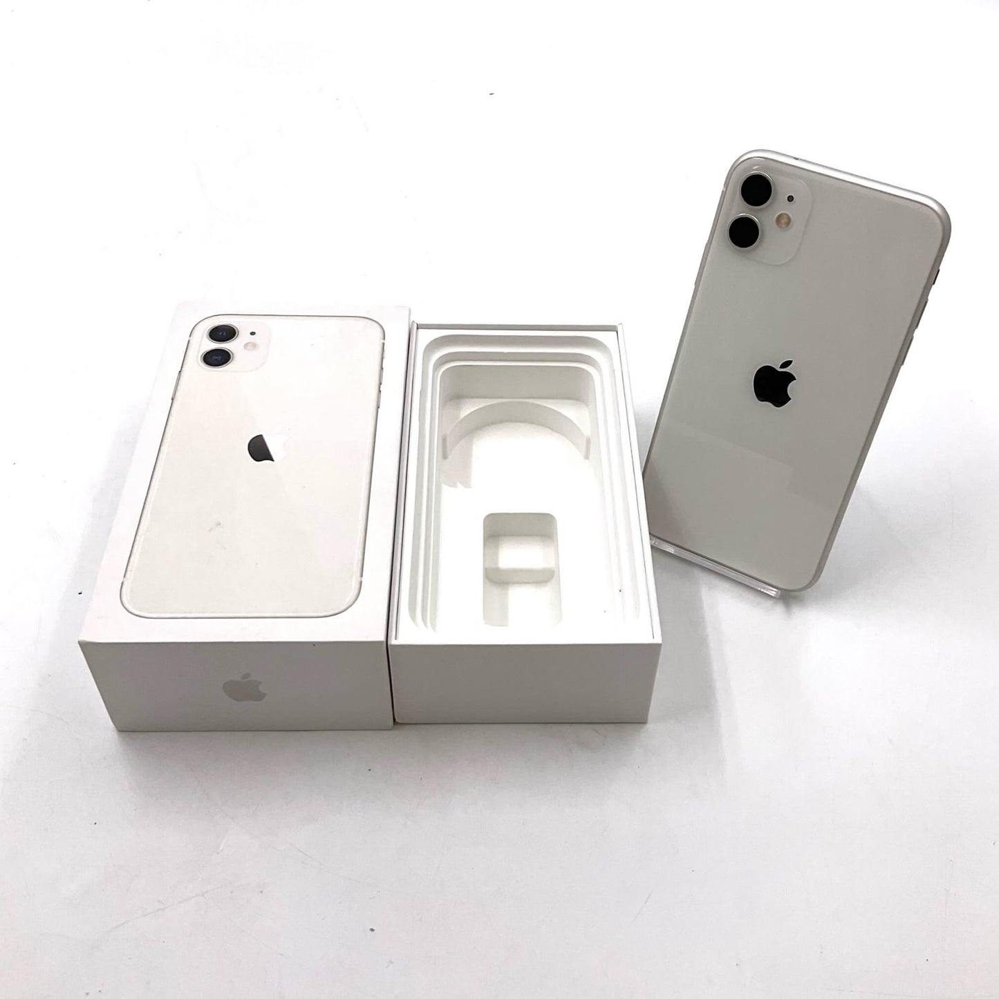 【全額返金保証】【最速発送】Apple iPhone iPhone 11 128GB ホワイト SIMフリー 白ロム 動作確認済 88%