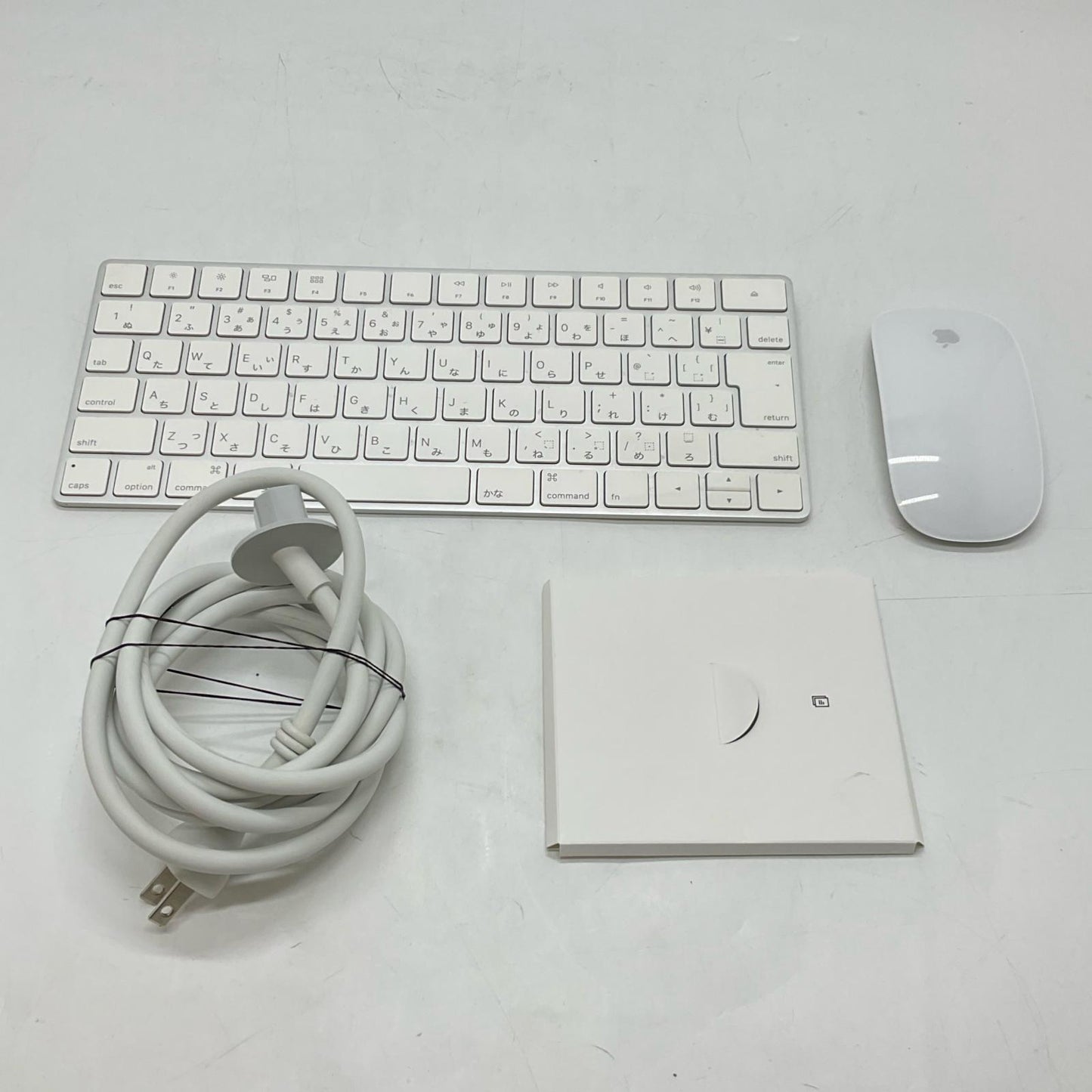 【最速発送】Apple iMac 27インチ クアッドコア intel core i5 8GB フュージョンドライブ 2TB シルバー【難有】
