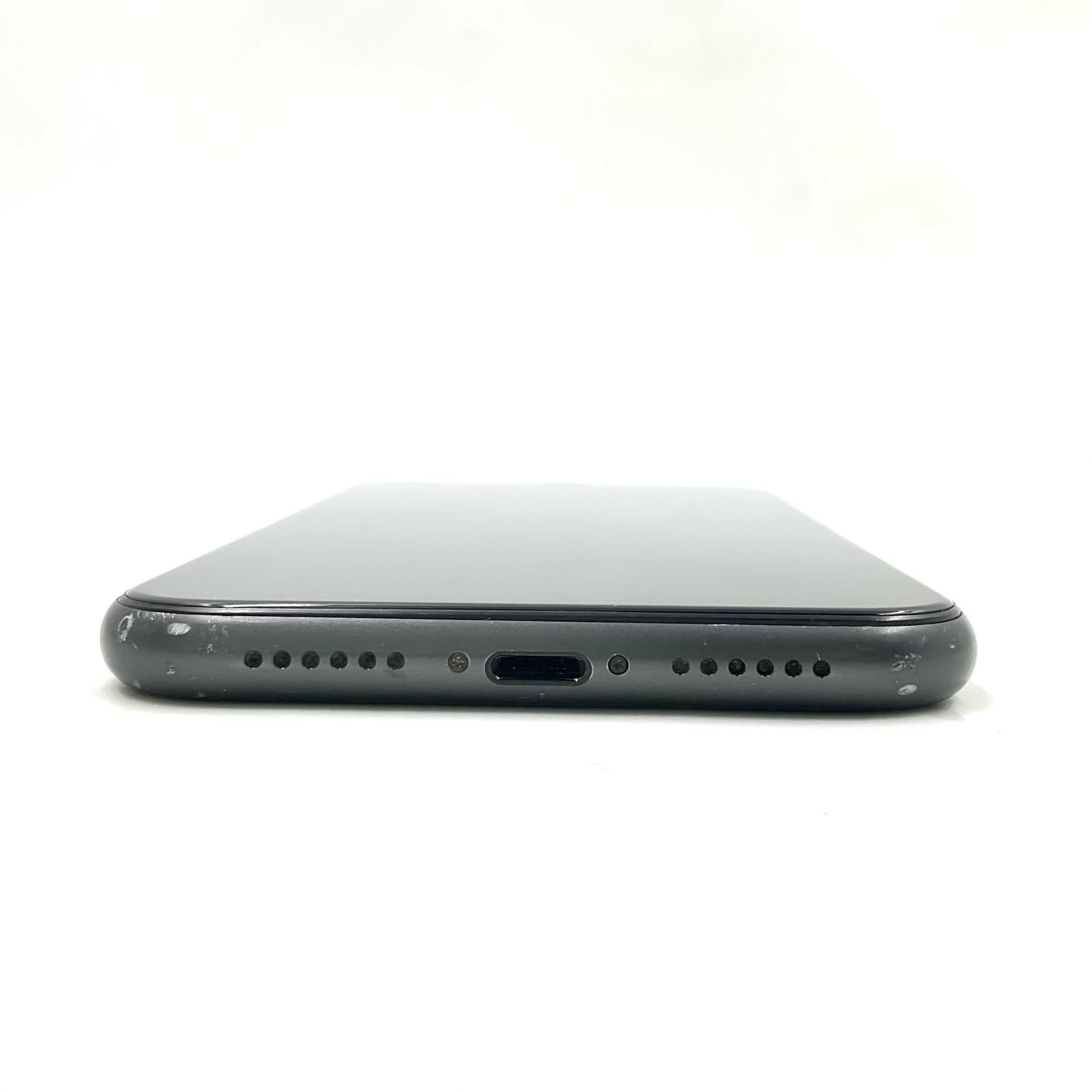 【最速発送】Apple iPhone iPhone 11 128GB ブラック docomo 白ロム【難有】