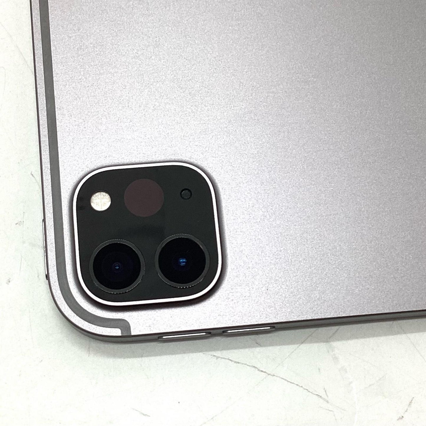 【全額返金保証】【最速発送】Apple iPad Pro 12.9インチ 第6世代 128GB スペースグレイ WiFi+Cellular SIMフリー 美品 動作確認済