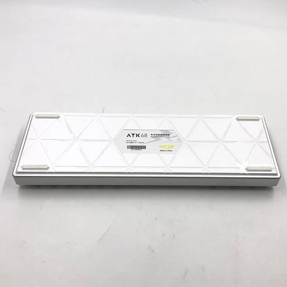 【全額返金保証】【最速発送】VGN ゲーミングキーボードATK 68 White ATK 68 美品 動作確認済