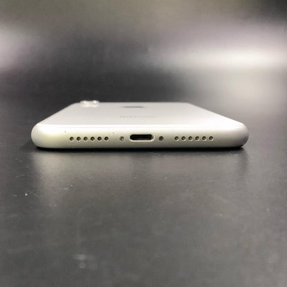 【全額返金保証】【最速発送】Apple iPhone iPhone XR 128GB ホワイト mineo SIMフリー 白ロム 美品 動作確認済 87%
