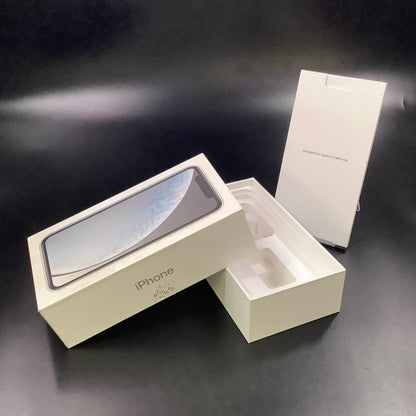 【全額返金保証】【最速発送】Apple iPhone iPhone XR 128GB ホワイト mineo SIMフリー 白ロム 美品 動作確認済 87%