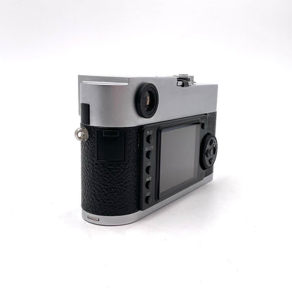 【最速発送】Leica デジタル一眼 LEICA M9-P ボディ シルバー【難有】
