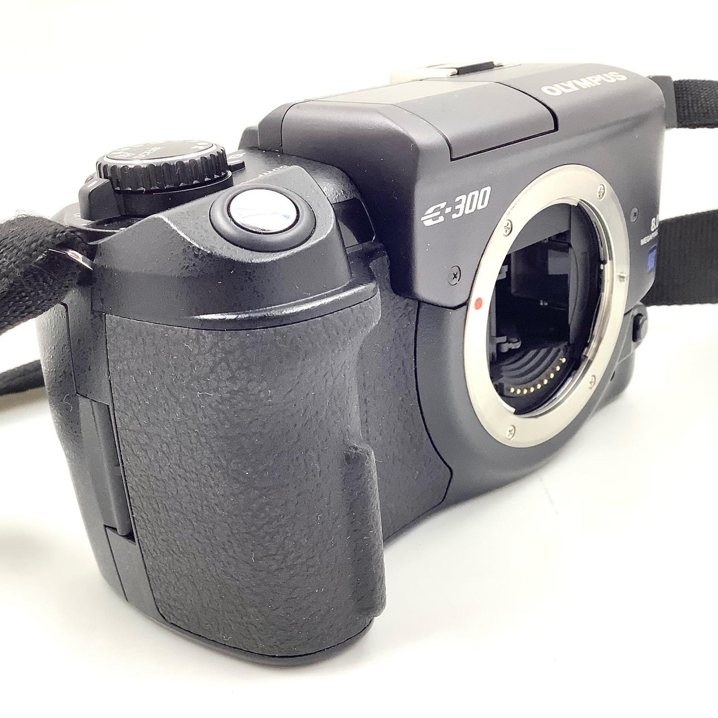 【全額返金保証】【最速発送】OLYMPUS デジタル一眼 E-300 ボディ ブラック 美品 動作確認済