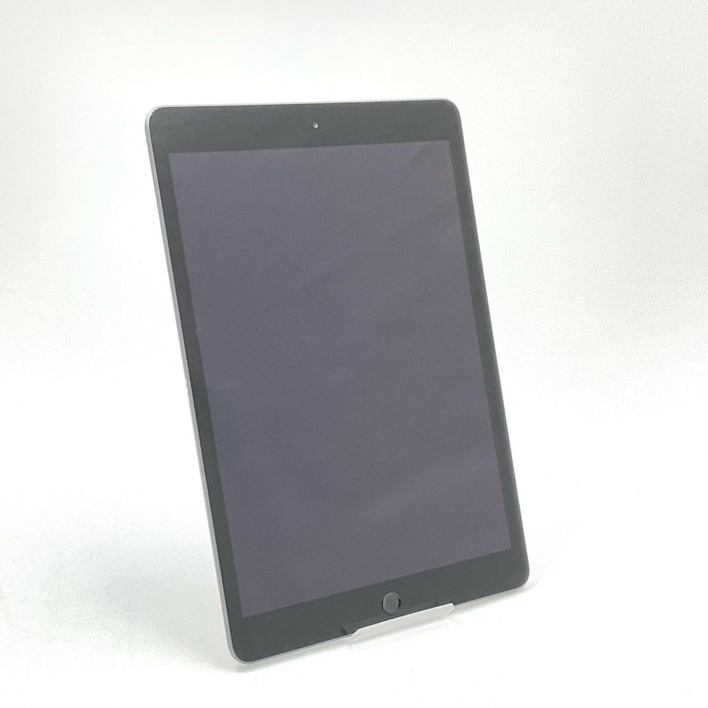 【全額返金保証】【最速発送】Apple iPad iPad 10.2インチ 第8世代 32GB スペースグレイ Wi-Fi 美品 動作確認済