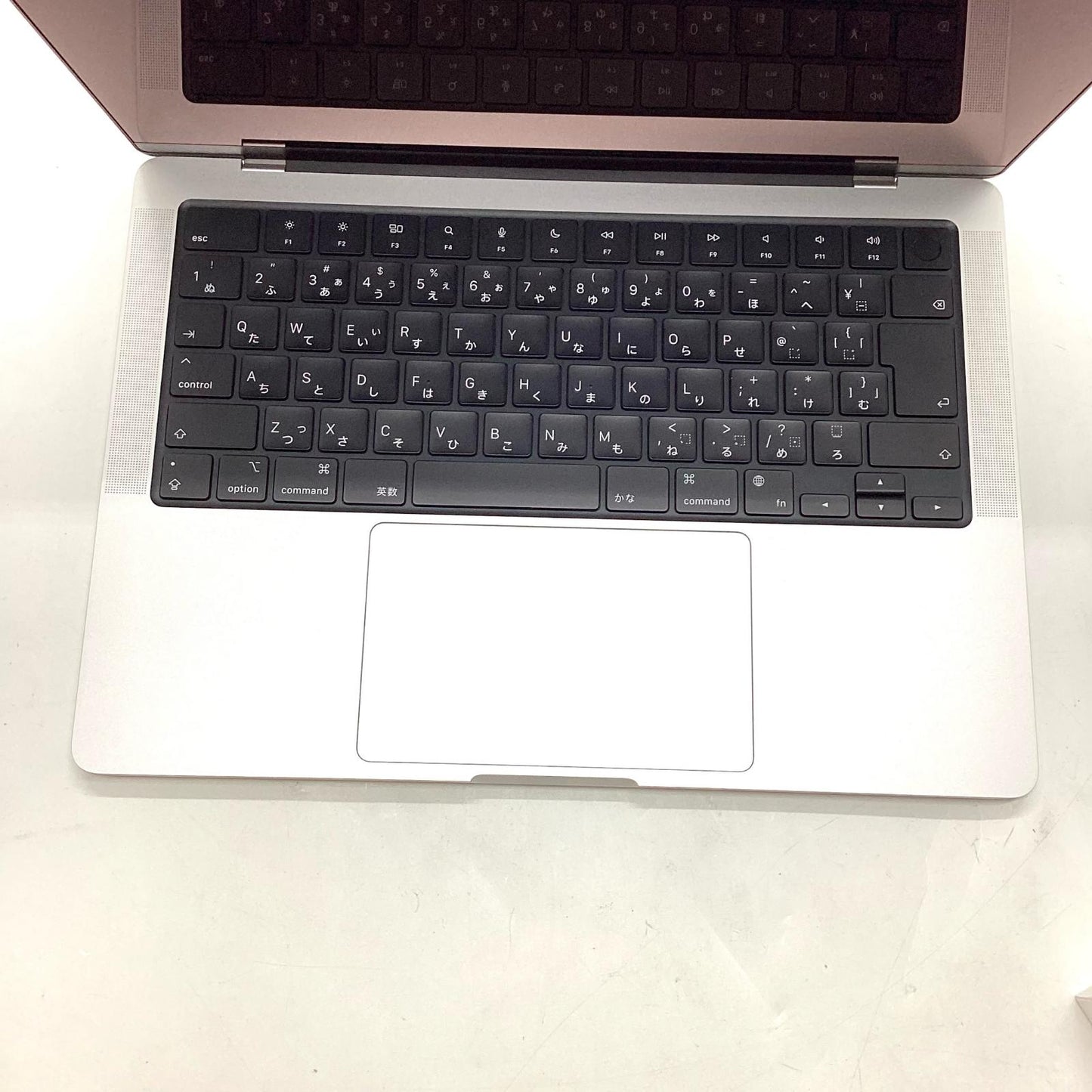 【全額返金保証】【最速発送】Apple MacBook Pro 14インチ 2023 Apple M3 8GB 512GB シルバー 96% 美品 動作確認済