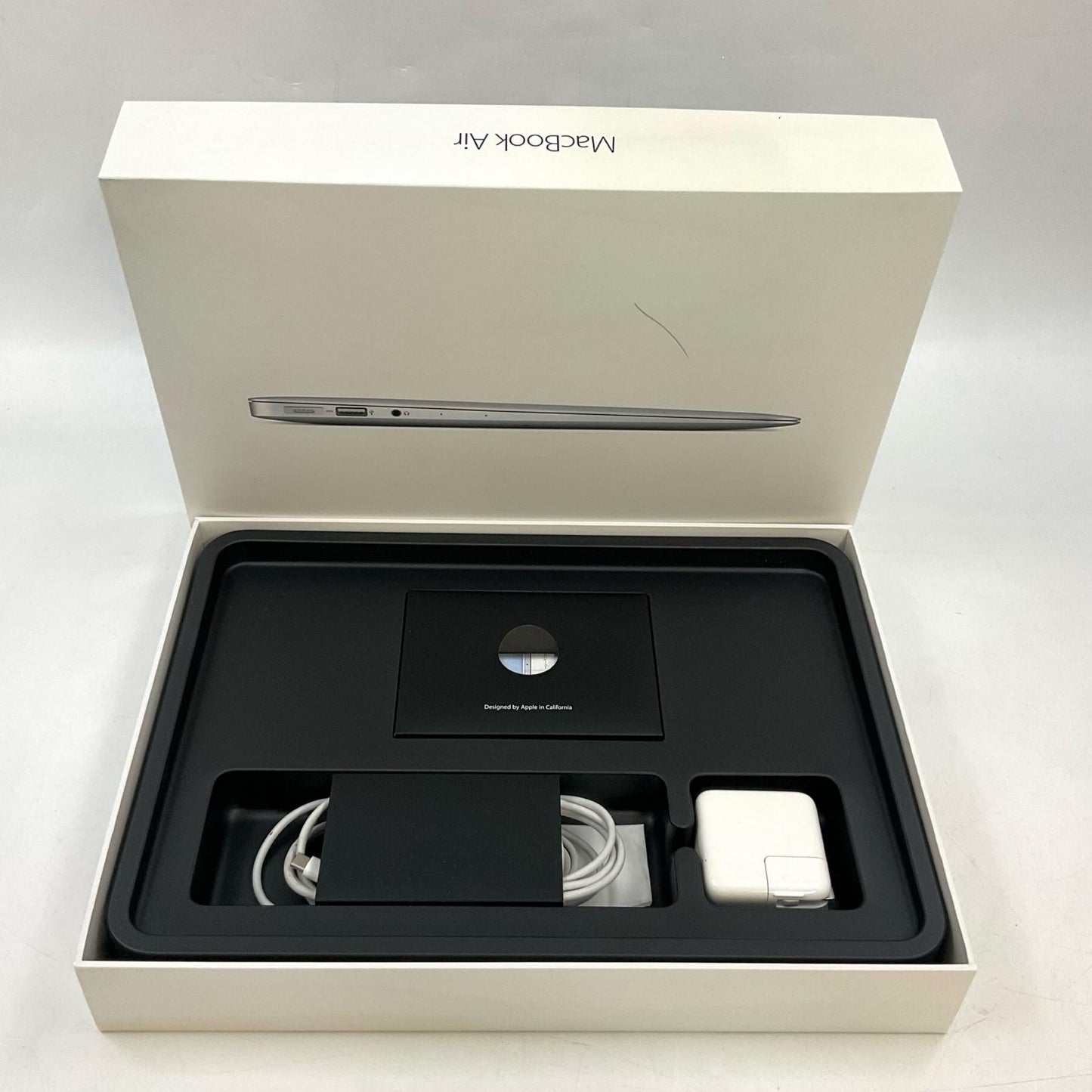 【全額返金保証】【最速発送】Apple MacBook Air 13.3インチ 2020 Apple M1 8GB 256GB スペースグレイ 85% 動作確認済