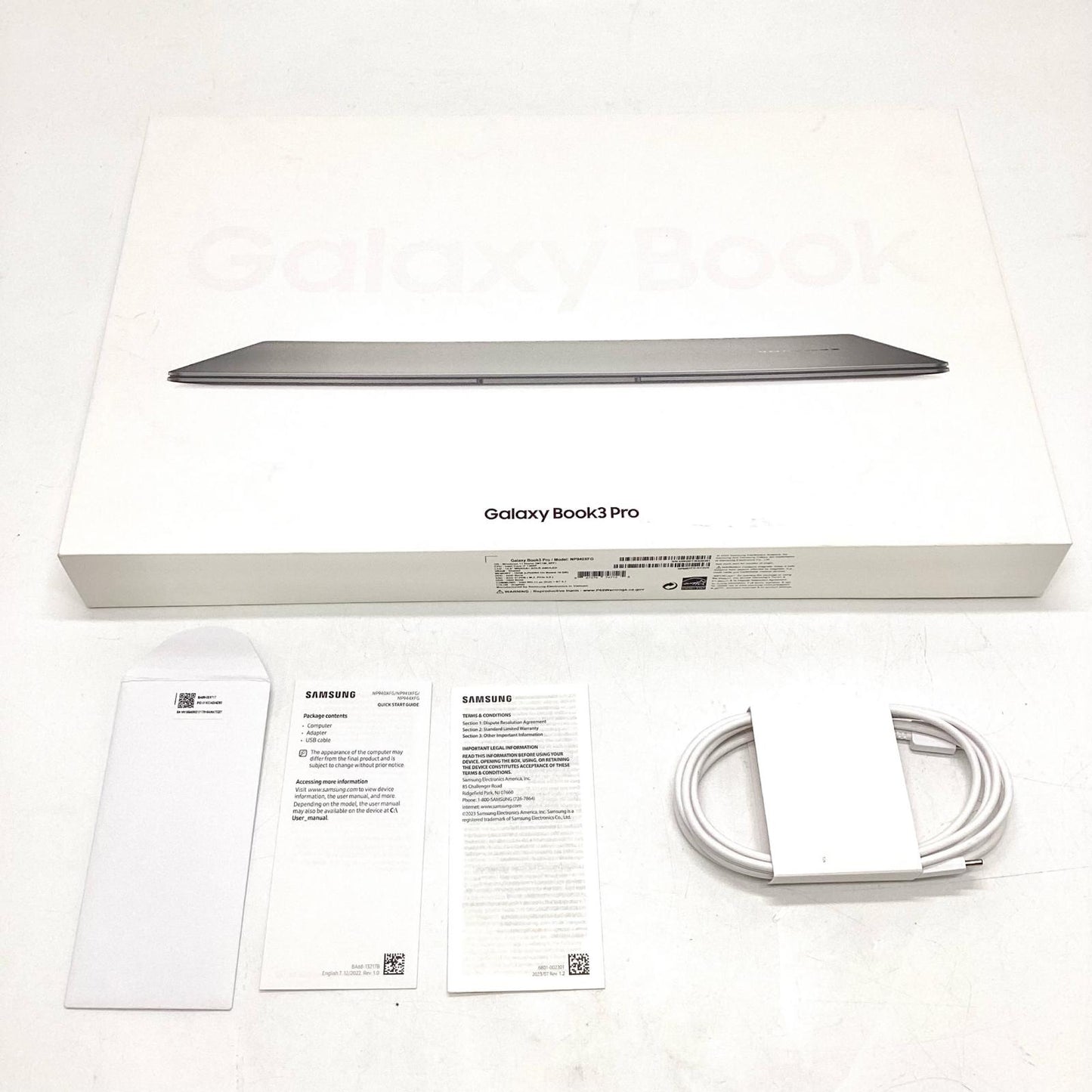 【全額返金保証】【最速発送】Samsung Galaxy Book3 Pro NP940XFG 13th Gen Intel(R) Core(TM) i7-1360P 16GB M.2 SSD 512GB 100% 美品 動作確認済