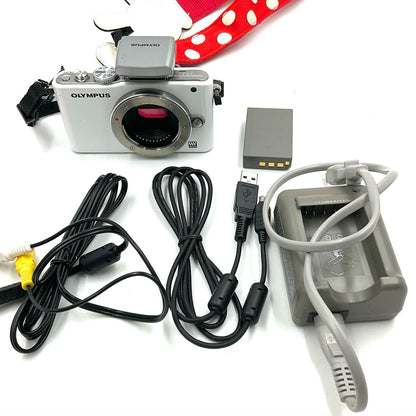 【全額返金保証】【最速発送】OLYMPUS デジタル一眼 E-PL3 ホワイト 美品 動作確認済