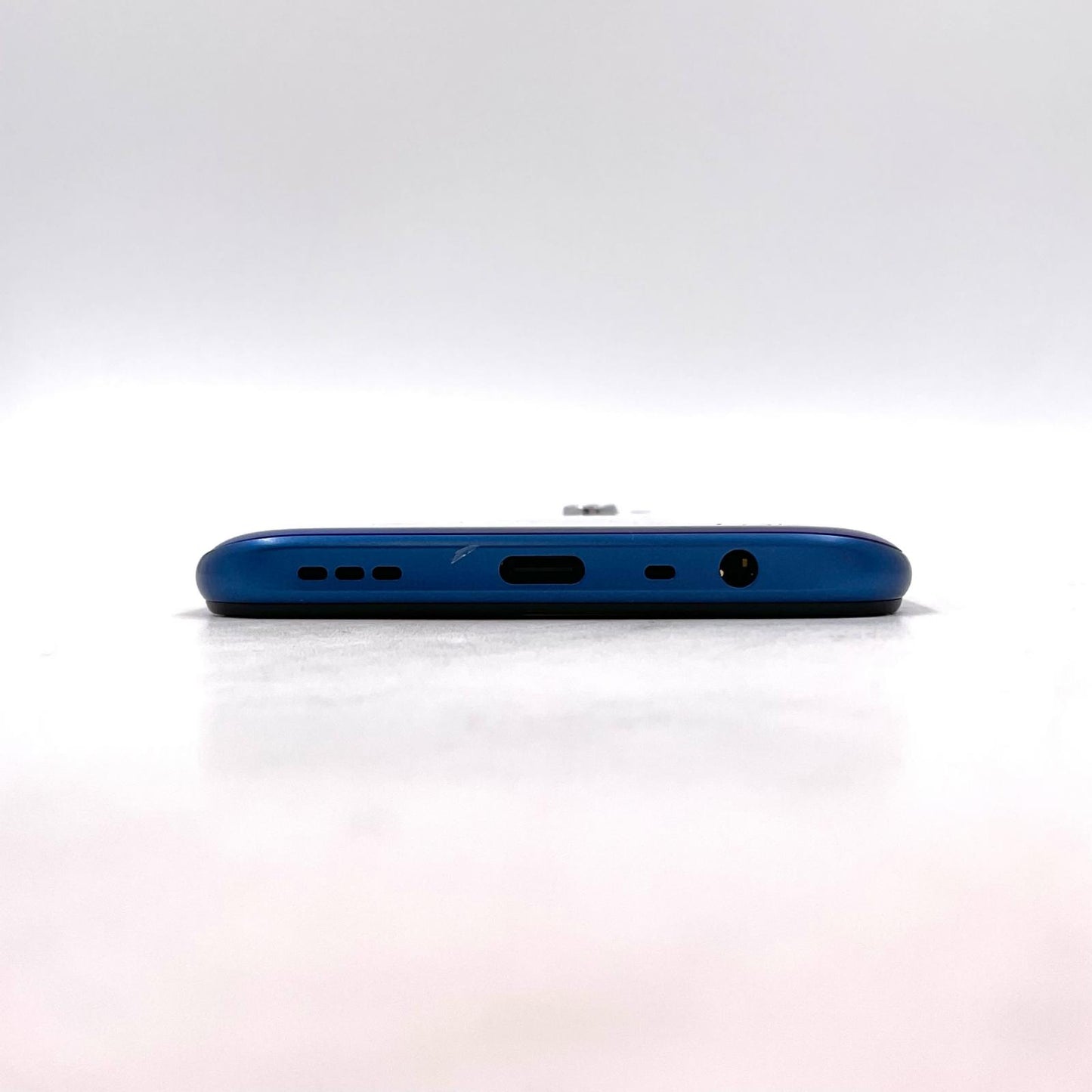 【全額返金保証】【最速発送】OPPO A 5 2020 64GB 楽天モバイル SIMフリー CPH1943 白ロム 超美品 動作確認済