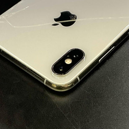 【最速発送】Apple iPhone iPhone XS Max 256GB シルバー docomo SIMフリー 白ロム【難有】 83%