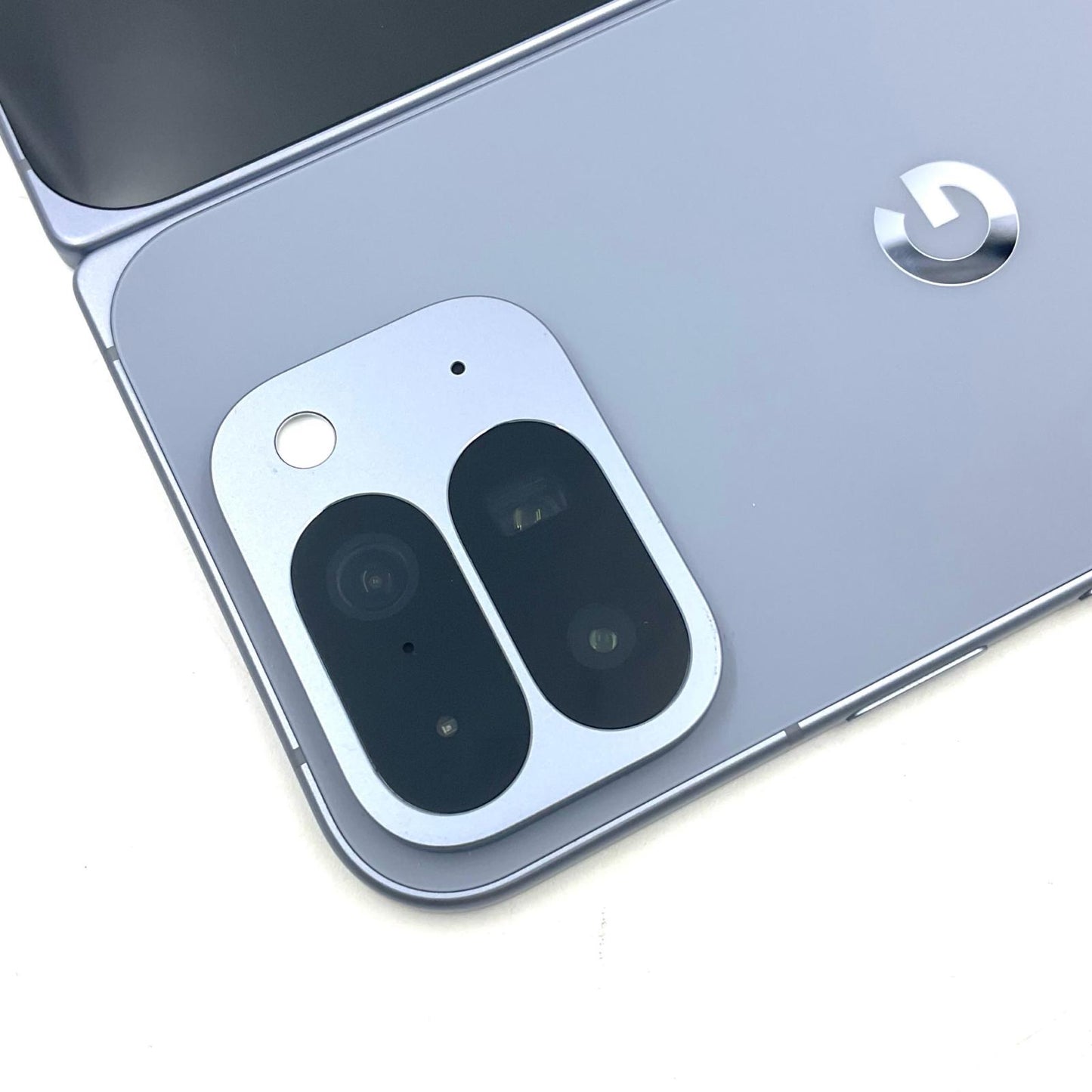 【全額返金保証】【最速発送】Google Pixel 10 Pro Fold 256GB Moonstone Softbank GM66V 美品 動作確認済