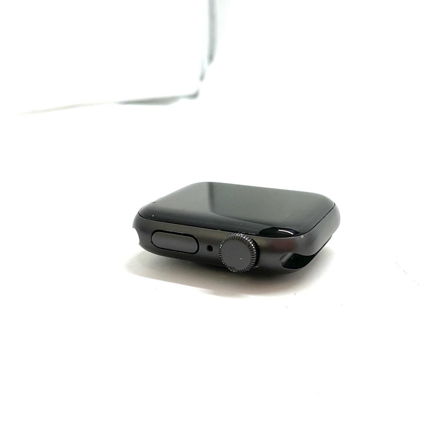 【全額返金保証】【最速発送】Apple Watch SE 第1世代 アルミニウム 40mm GPS 77% 動作確認済