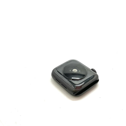 【全額返金保証】【最速発送】Apple Watch SE 第1世代 アルミニウム 40mm GPS 77% 動作確認済