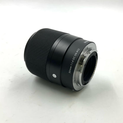 【全額返金保証】【最速発送】SIGMA 30mm F1.4 DC DN [ソニー用] 美品 動作確認済