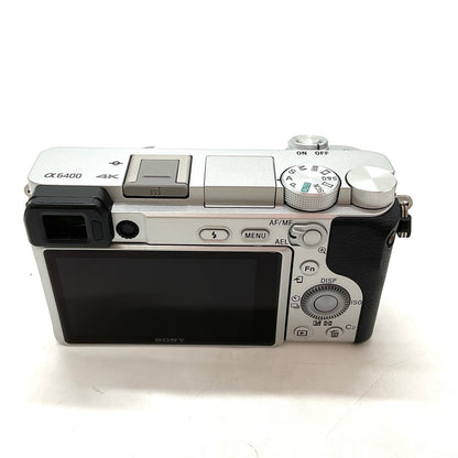 【全額返金保証】【最速発送】Sony デジタル一眼 α6400 ILCE-6400L パワーズームレンズキット シルバー 美品 動作確認済