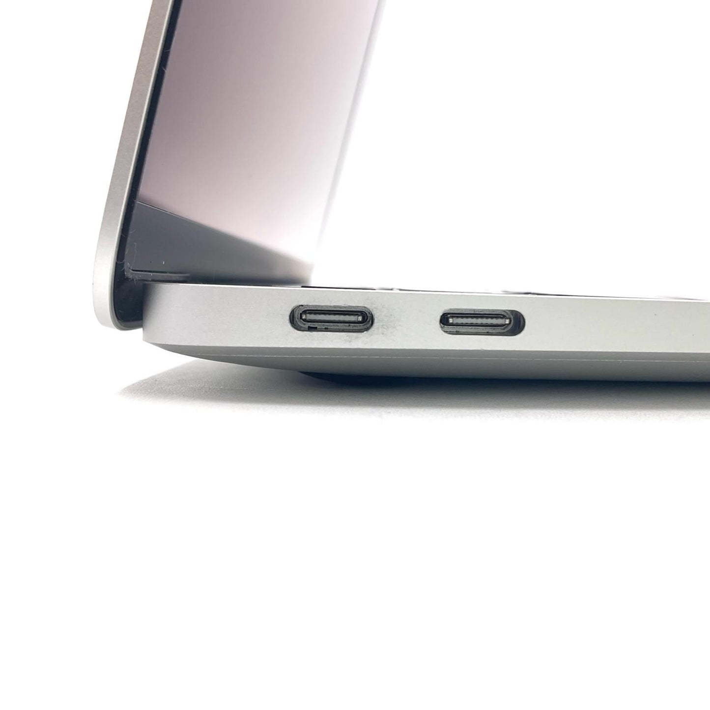 【全額返金保証】【最速発送】Apple MacBook Air 13.3インチ 2020 M1 8コア 16GB 512GB シルバー 84% 動作確認済
