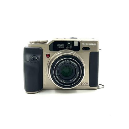 【全額返金保証】【最速発送】FUJIFILM GA645Zi Professional シルバー 美品 動作確認済