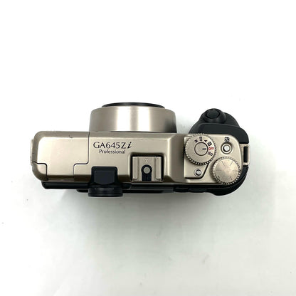 【全額返金保証】【最速発送】FUJIFILM GA645Zi Professional シルバー 美品 動作確認済